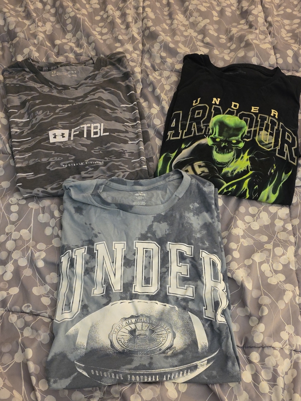 Bundle Mens Under Armour Football Tshirts